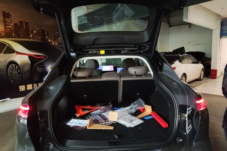 Used IM LS6 2026 Model Range-Extending 66 Max+ Trunk