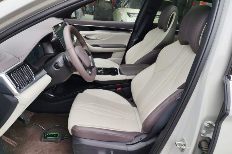 Used BYD Song PLUS New Energy 2025 EV Smart Drive Edition 605km Flagship Model Left Front Seat