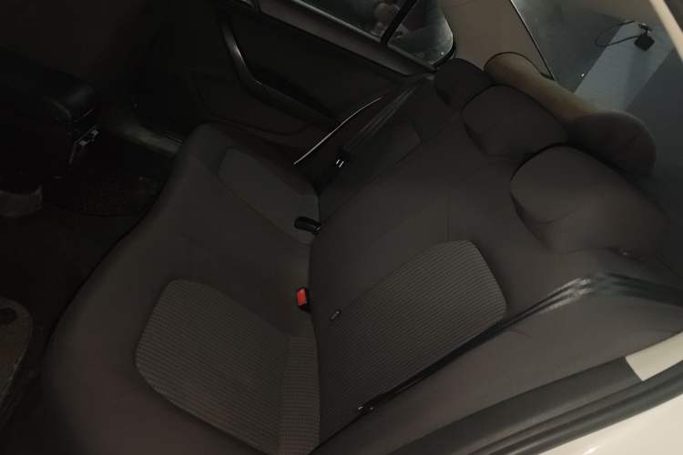 Used Volkswagen Santana 2016 1.4L Manual Fashion Edition Left Rear Seat