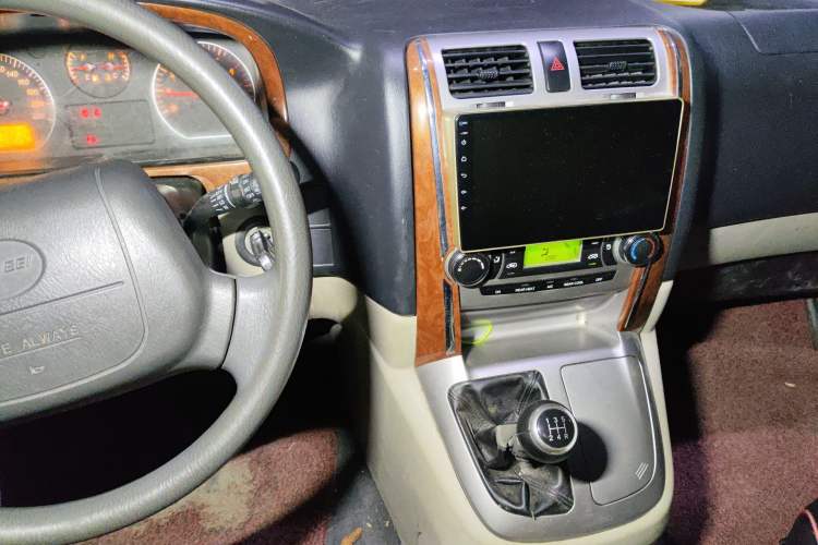 Used Jinbei Grace 2018 2.0L Express Comfort 7-Seater V19
