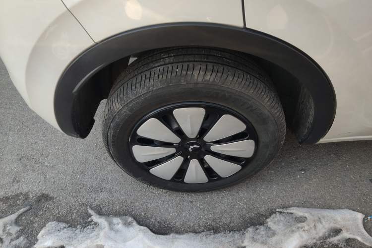 Used Wuling Bingo 2023 333 km Enjoyment Version