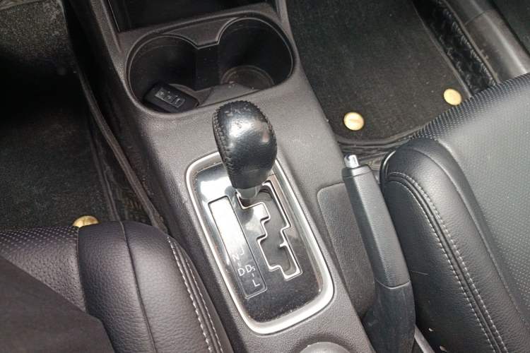 Used Mitsubishi Outlander 2014 2.4L 4x4 Deluxe Value Edition 5 Seats