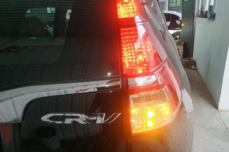 Used Honda CR-V 2016 2.0L Two-Wheel Drive Classic Edition
