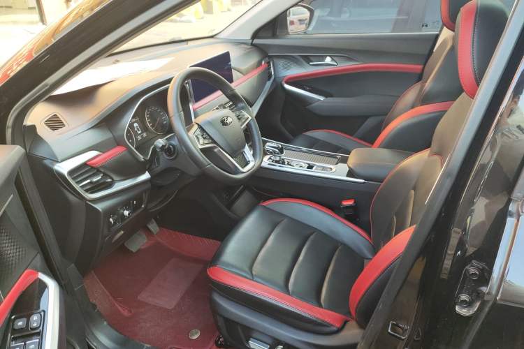 Used SOL X8 2021 300T DCT Prestige Smart Connect Edition 6 Seats