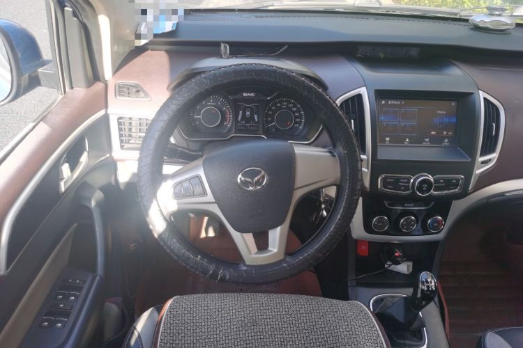 Used HYOSOW H3 2015 1.5L manual Comfort trim level Steering Wheel