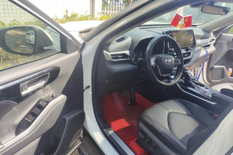 Used Toyota Highlander 2022 Dual-Engine 2.5L Four-Wheel Drive Luxury Edition 7 Seats