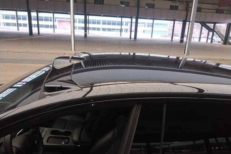 Used Nio ET5T 2023 75 kWh Touring Roof