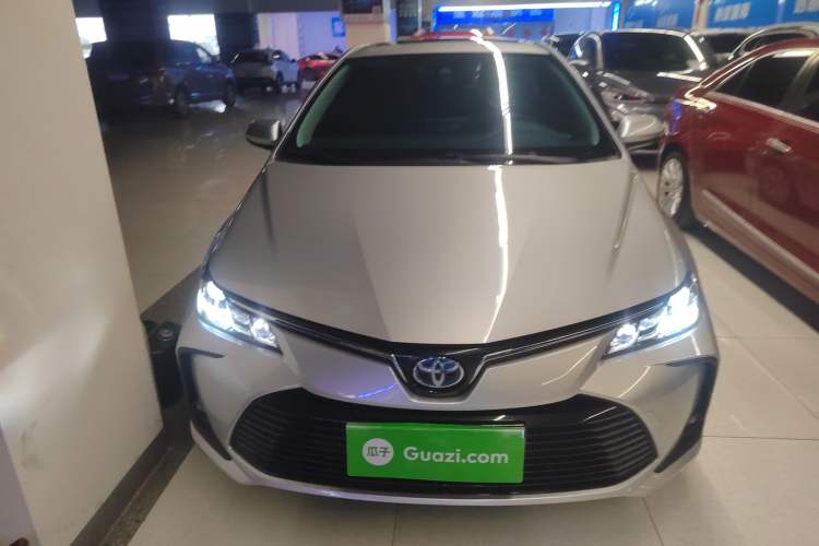 Used Toyota Corolla 2021 Dual-Motor 1.8L E-CVT Elite Edition
