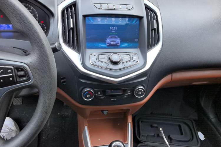 Used Geely Auto Diamond 2016 1.5L Manual Elite Edition
