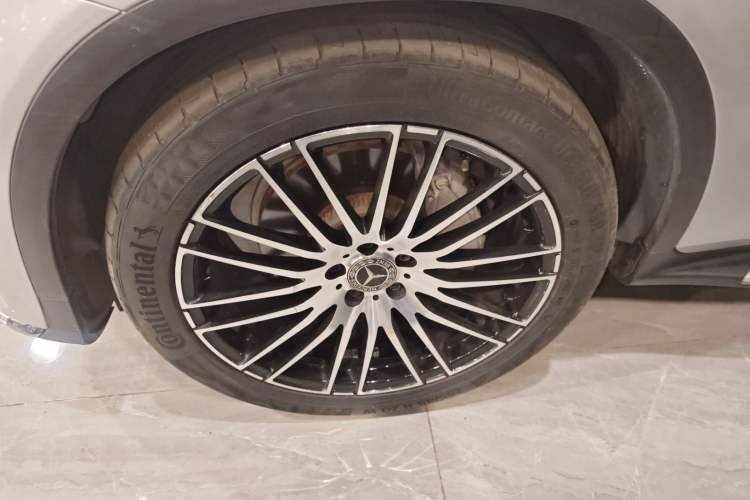 Used Mercedes-Benz GLC 2019 Refreshed GLC 300 L 4MATIC Dynamic Edition