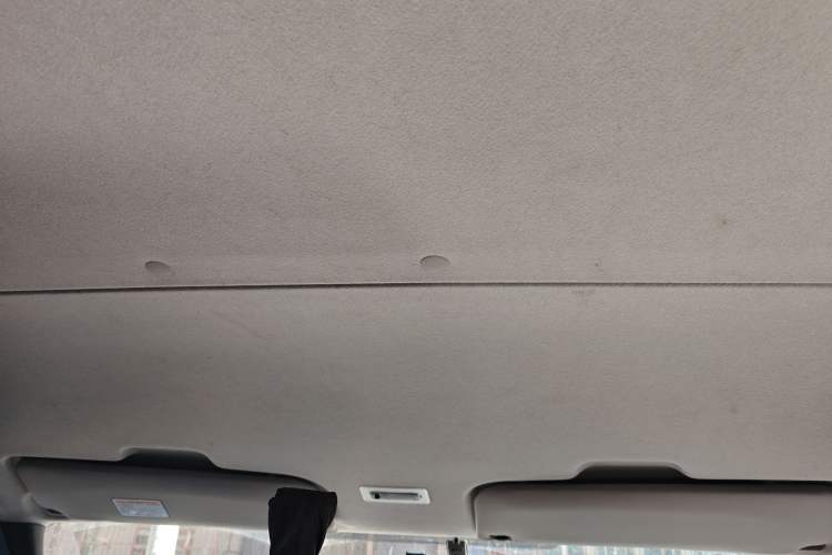 Used JMC Fushun 2023 2.0T Manual Short Wheelbase Low-Roof Commercial Multi-Purpose Passenger Vehicle 6 Seats with Lift-Up Tailgate
