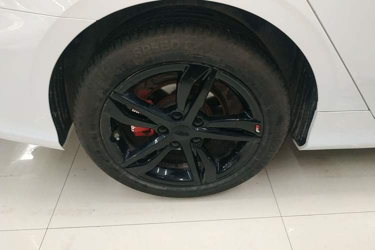 Used Geely Auto Binray 2021 1.4T CVT F-Sport Edition Right Rear Wheel Hub