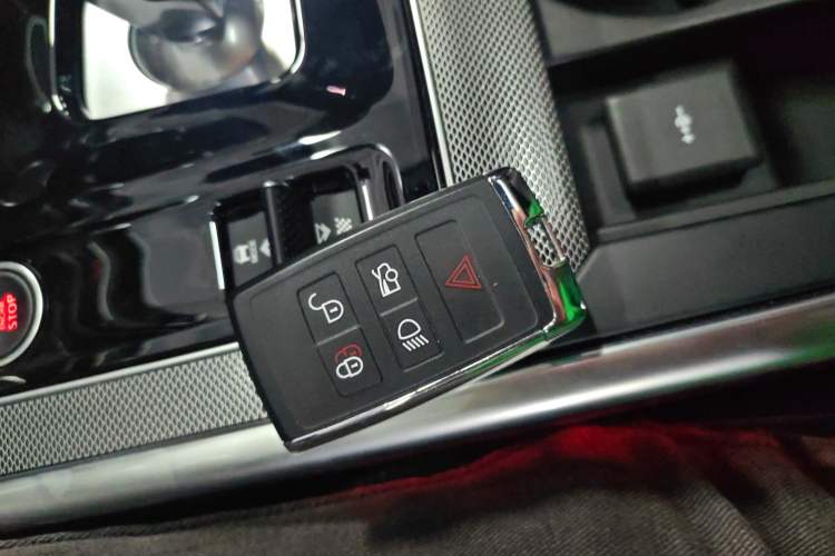 Used Jaguar XEL 2023 2.0T 250 PS R-DYNAMIC S Advanced Sport Edition Vehicle Key