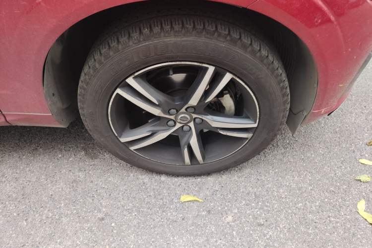 Used Volvo XC60 2019 T5 4x4 Zhiyuan Sport Edition China V Standard