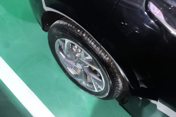 Used Hongqi HS3 PHEV 2024 PHEV 115km Jingwei Edition
