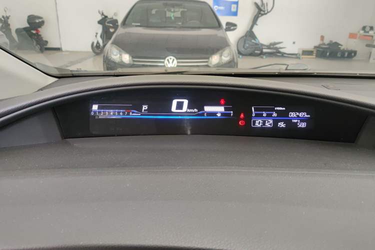 Used Honda Jade 2017 1.8L automatic Comfort version 5 seats
