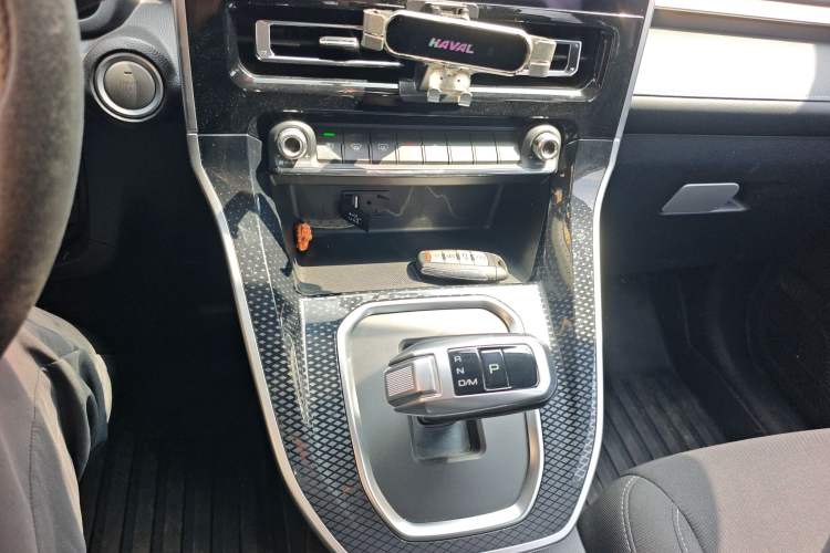 Used Haval M6 2021 PLUS 1.5T DCT Elite Smart Connectivity Model
