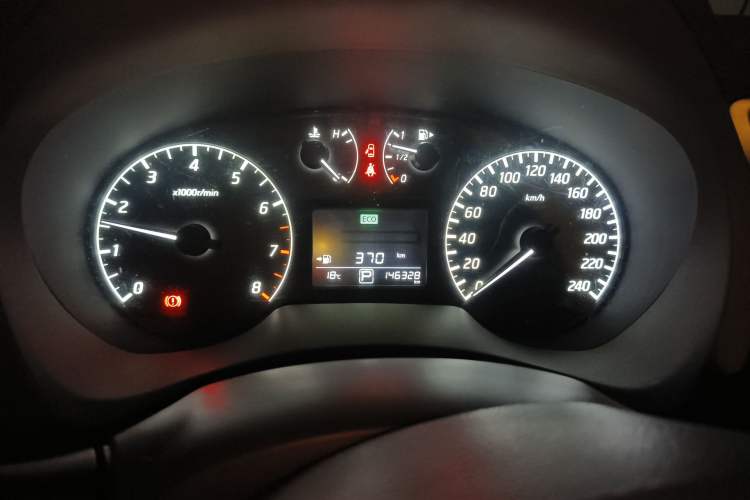 Used Nissan Sylphy 2014 1.6XV CVT Deluxe Edition Odometer Close Up