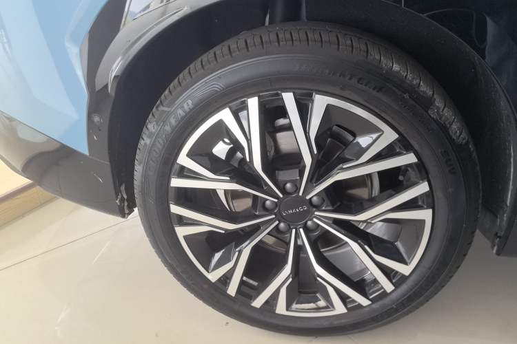 Used Lynk & Co 08 EM-P 2026 Model 210 Four-Wheel Drive Performance Ultra H7
