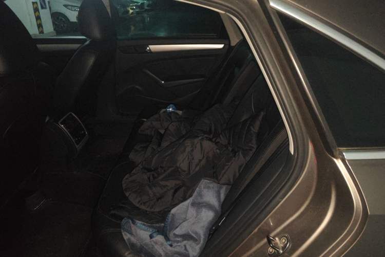 Used Volkswagen Passat 2013 1.8TSI DSG Prestige Edition Left Rear Seat