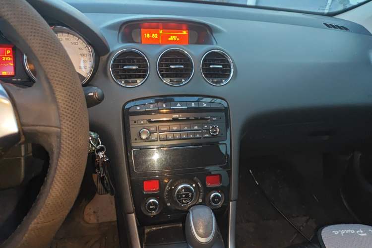 Used Peugeot 408 2013 2.0L Automatic Luxury Edition