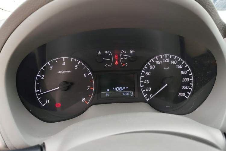 Used Nissan Sylphy 2012 1.6 XL Manual Luxury Edition Instrument Cluster