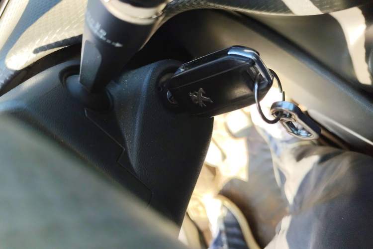 Used Peugeot 2008 2014 1.6L Manual Trend Edition
