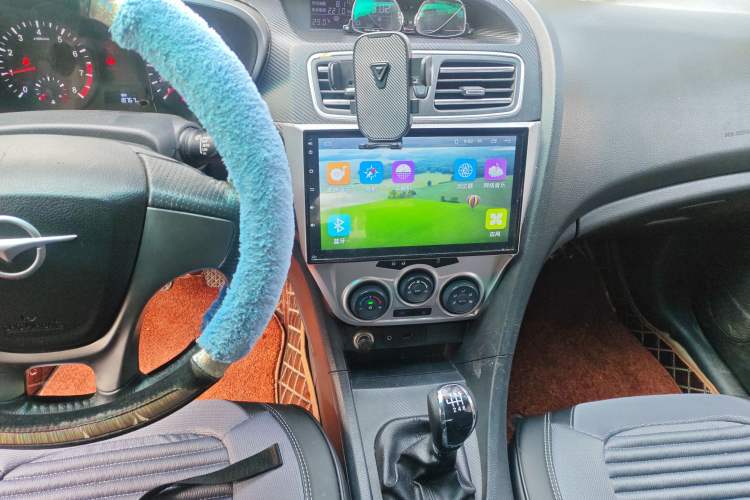 Used Haima Fumei 2014 M5 1.6L Manual Comfort Model Audio And AC Panel