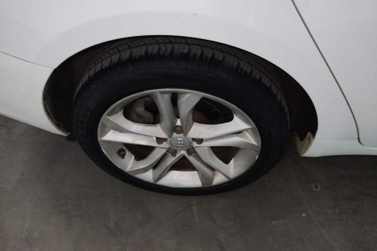 Used Geely Auto Emgrand GL 2017 1.3T DCT Luxury Model Right Rear Wheel Hub