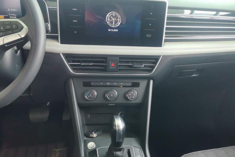 Used Volkswagen Tiguan L 2022 330TSI Automatic Two-Wheel Drive Comfort Edition
