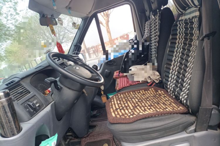 Used Ford Transit Custom 2015 2.4T Short-Wheelbase 6-Seater Mid-Roof Multi-Purpose Vehicle Left Front Seat