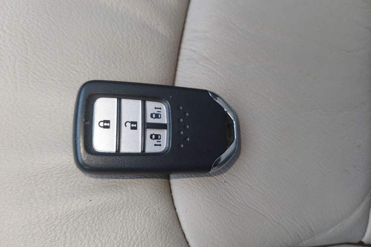 Used Honda Odyssey 2015 2.4L Luxury Edition