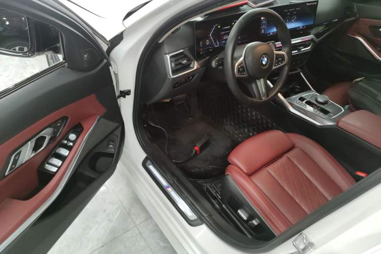 Used BMW 3 Series 2023 325Li M Sport Night Edition Package Driver Seat