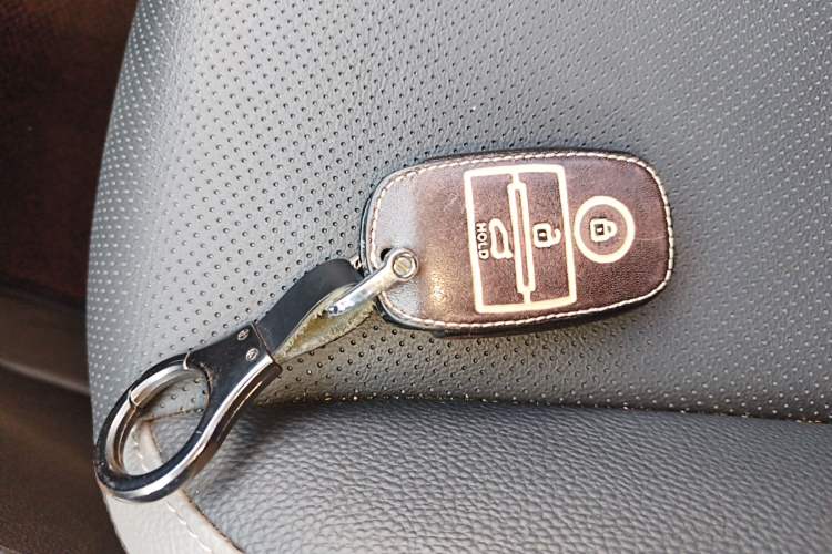 Used Kia kx1 Stonic 2019 1.4L Automatic Fun Edition China VI