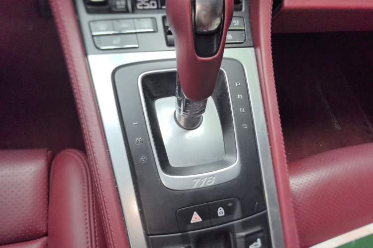Used Porsche 718 2020 Boxster 2.0T Gear Lever