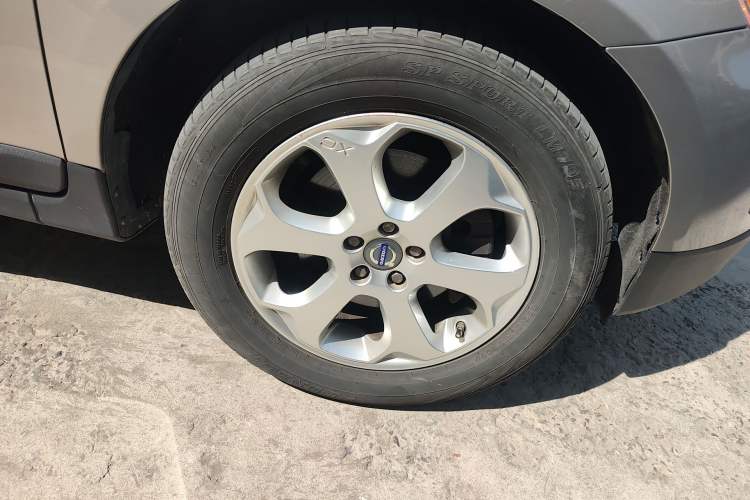 Used Volvo XC60 2013 T5 Zhiya Edition Right Front Wheel Hub
