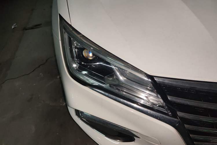 Used Roewe i5 2020 1.5L Automatic 4G Connect Luxury Flagship Edition