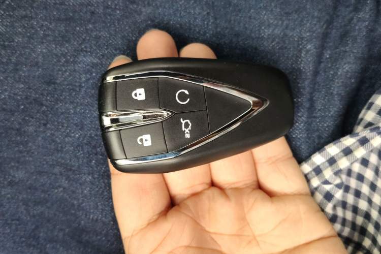 Used CHANGAN UNI-V 2024 1.5T Prestige Edition
