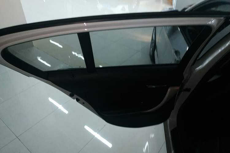 Used BMW 1 Series (Import) 2013 Facelifted 118i Leading Edition