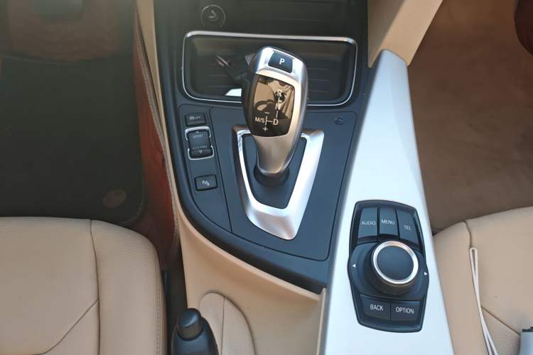 Used BMW 3 Series 2015 320Li Luxury Edition Fashion Model