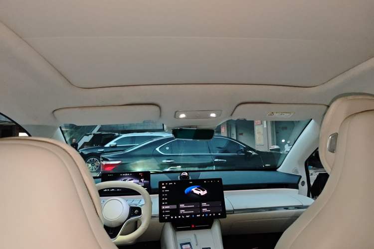 Used Hima Luxeed R7 2025 Range-Extended Version 251 km Max