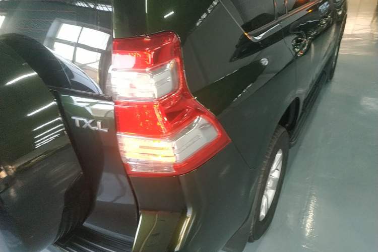 Used Toyota Prado 2016 2.7L Automatic Standard Edition