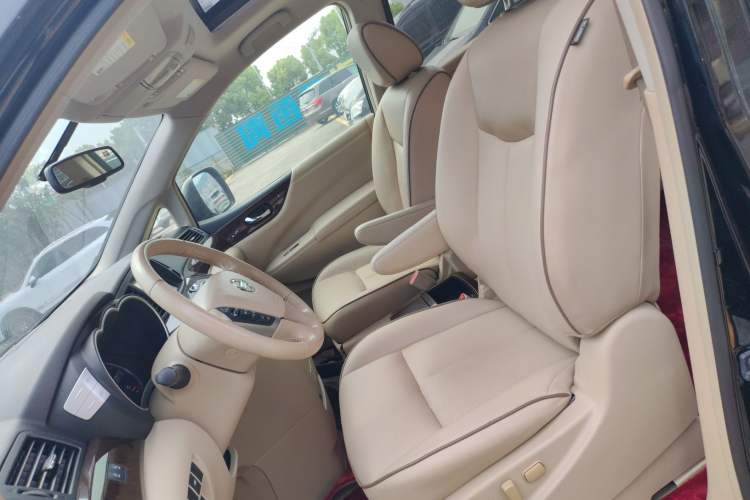 Used Nissan Quest 2015 3.5L SL
