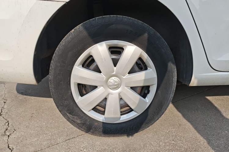 Used Volkswagen Santana 2015 1.6L Automatic Fashion Edition