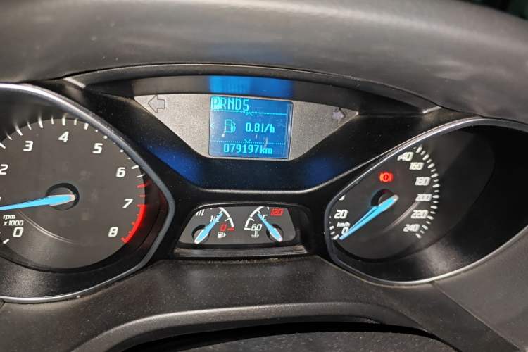 Used Ford Focus 2012 Hatchback 1.6L Automatic Fashion Edition Odometer Close Up