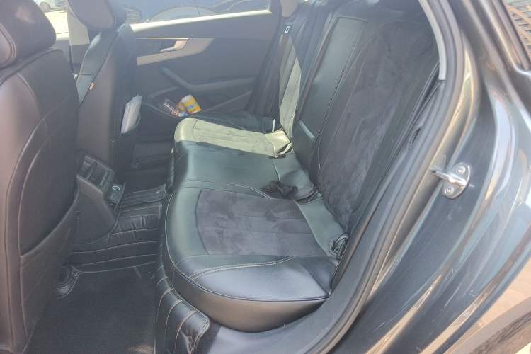 Used Audi A4L 2019 40 TFSI Ambition China VI