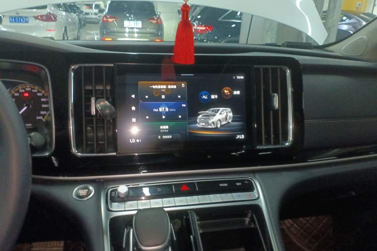 Used GAC Trumpchi M8 2023 Lingxiu Series 390T Luxury Edition Audio And AC Panel