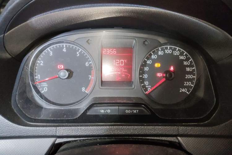 Used Volkswagen Jetta 2015 1.6L Manual Fashion Edition