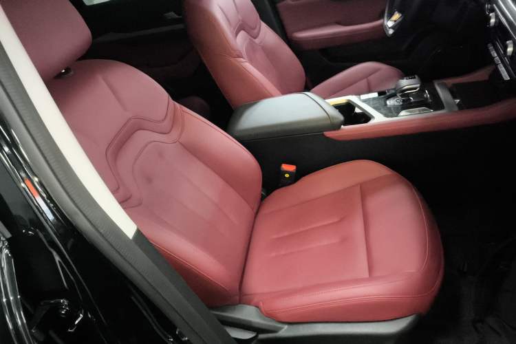 Used JETOUR X70 2024 1.5T DCT Glory PRO 5-Seater