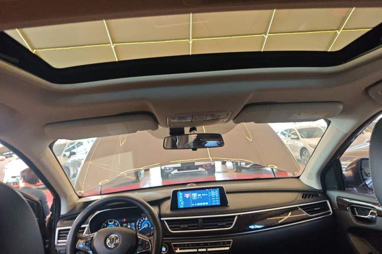 Used Dongfeng Fengon 580 2018 1.5T CVT Luxury Model
